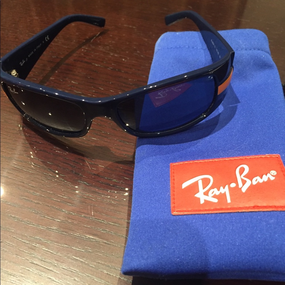 Kids Ray Bans sporty sunglasses
